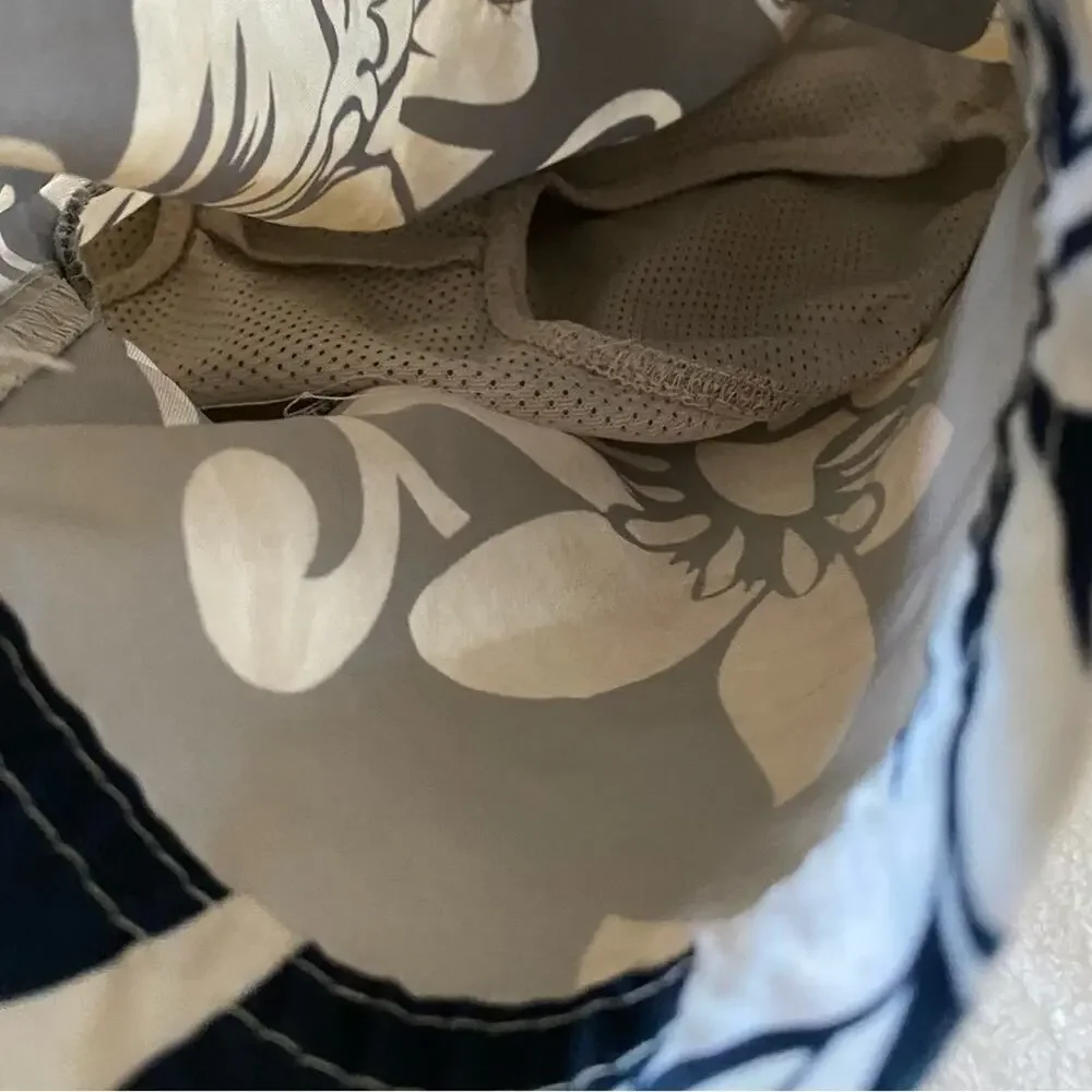 Blue and White Old Navy 18-24 months swim trunks mesh liner